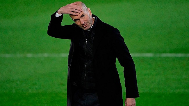 Zidane dejó de ser el entrenador del Real Madrid, sus jugadores lo despidieron con mensajes de cariño.