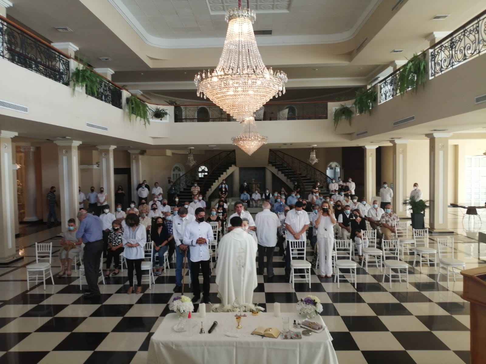 En el homenaje estuvieron presente la señora Mirella de Campo, sus hijos Joaquín y Lina Campo Morales, sus nietos Joaquín Campo Jr, Daniela Díazgranados Campo y demás familiares.