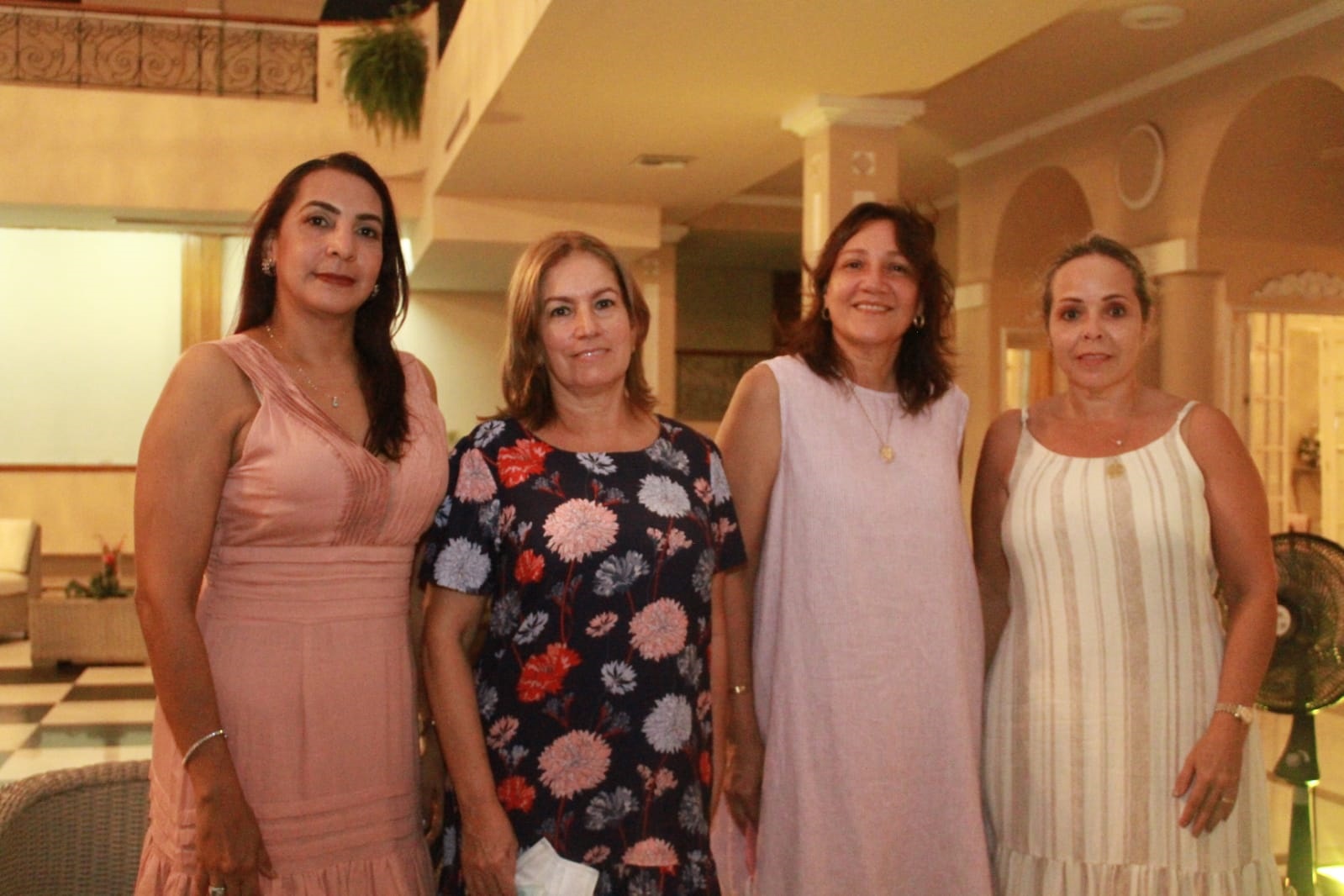 : Shayne Vásquez, Beatriz Marta Bruges, Cristina Correa, Jaqueline Vives.