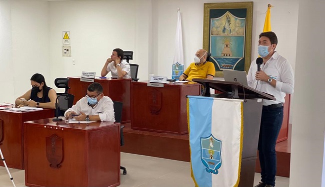 Además del director de Santa Marta Cómo Vamos, la sesión ordinaria contó con la participación de concejales.