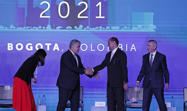 El Presidente Iván Duque aseguró que la crisis se convirtió en una oportunidad y el transporte aéreo está jalonando gran parte de la transformación económica.