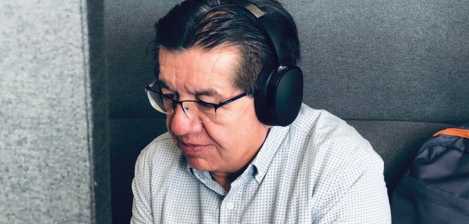 El ministro Fernando Ruiz instó los mayores de 50 años a acudir por la dosis de refuerzo y a las entidades territoriales a seguir en la búsqueda de la población a vacunar.