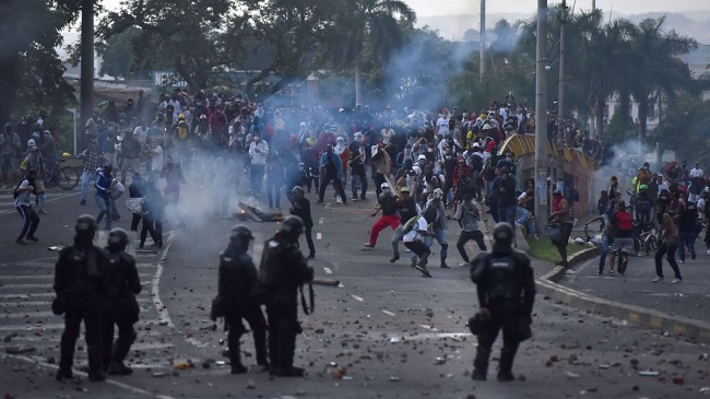 La Policía Nacional sería responsable de 11 de las 14 muertes de civiles ocurridas durante las protestas de septiembre de 2020 en Bogotá y Soacha.