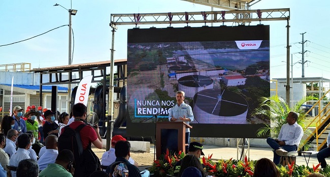 Ministro de Ambiente Carlos Correa durante la inauguración de la Planta de Tratamiento de Aguas Residuales (PTAR) en Montería. 