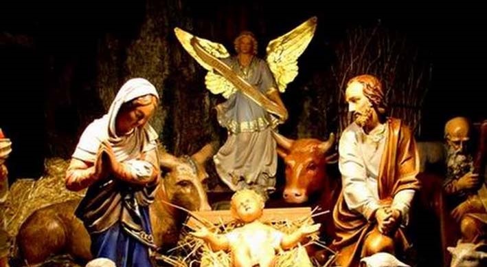 La tradicional novena que reúne a las familias entorno al pesebre aviva la esperanza, incrementa la fe, abre los corazones y fortalece los lazos familiares.