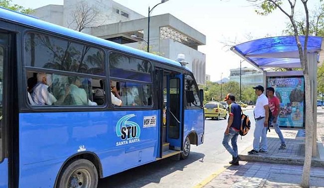 1.200 conductores reciben capacitaciones en distintos temas, los lunes, miércoles y viernes, de manera virtual.