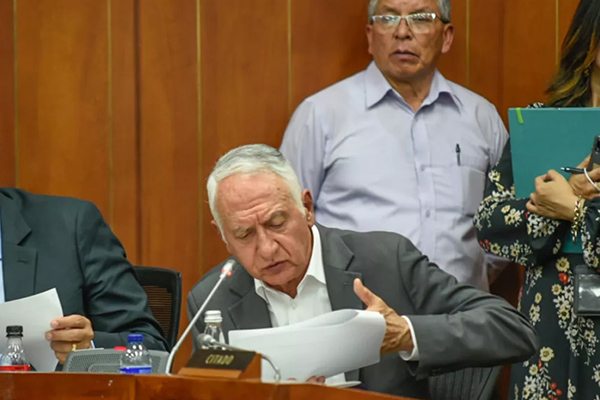 El ministro de Salud, Guillermo Alfonso Jaramillo.