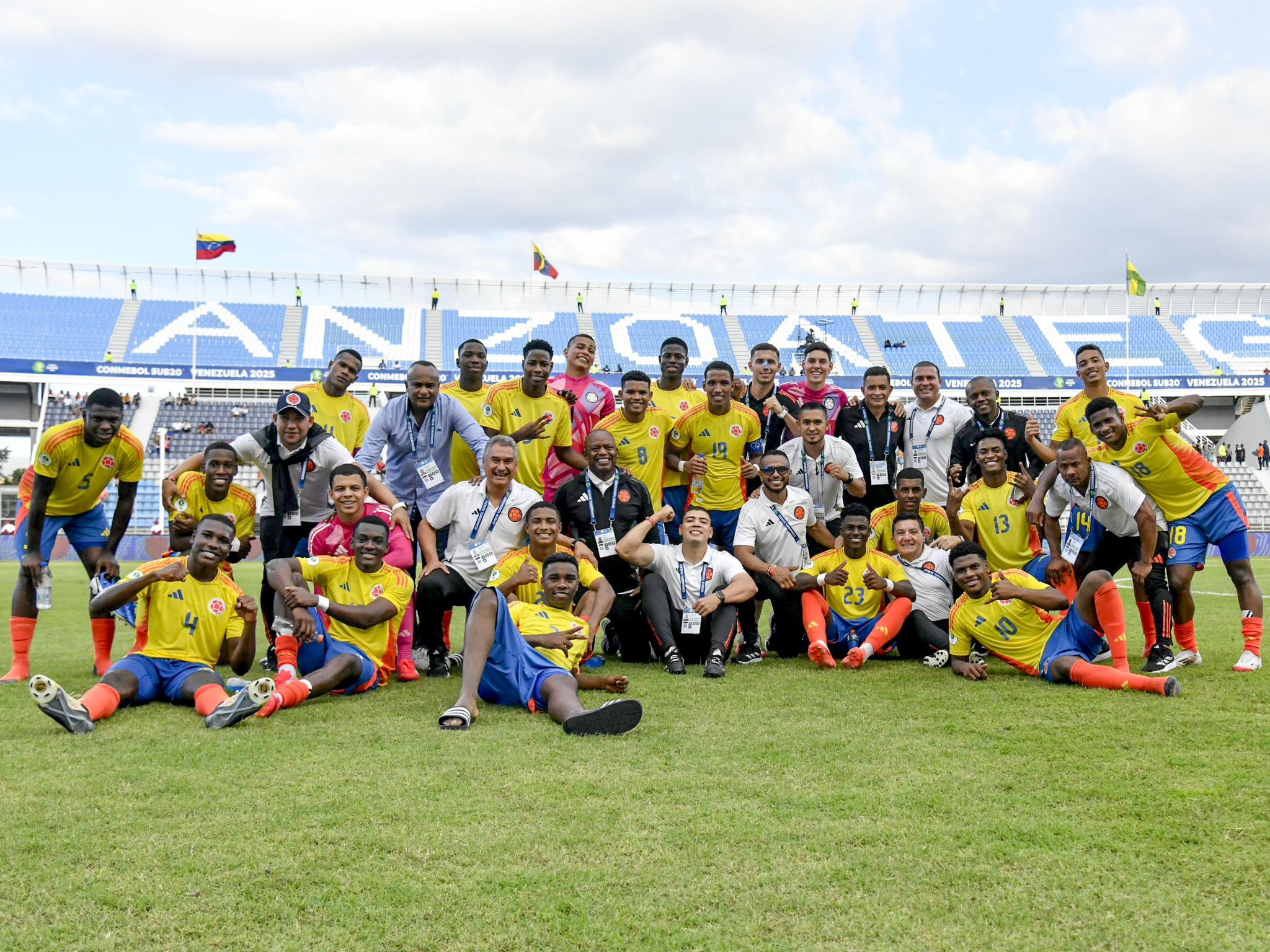 FOTO: @FCFSeleccionCol