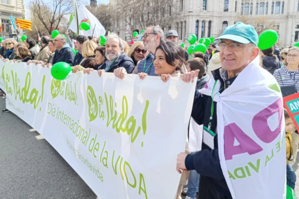Pancarta de inicio de la manifestación por el Día del Niño por Nacer en España. | Crédito: Plataforma Sí a la VidaPancarta de inicio de la manifestación por el Día del Niño por Nacer en España. | Crédito: Plataforma Sí a la Vida