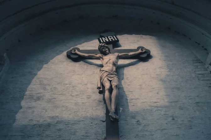 En Semana Santa puedes obtener indulgencia plenaria | Crédito: Thuong Do/Unsplash