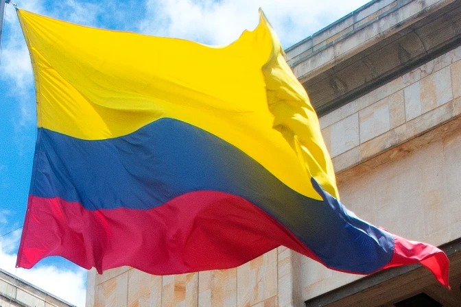Bandera de Colombia. | Crédito: Eduardo Berdejo / EWTN.