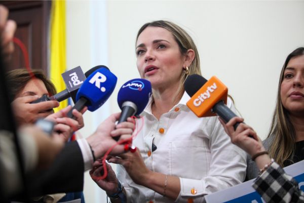 Carolina Arbeláez, congresista de Colombia. Foto tomada de la cuenta de X de Carolina Arbeláez.