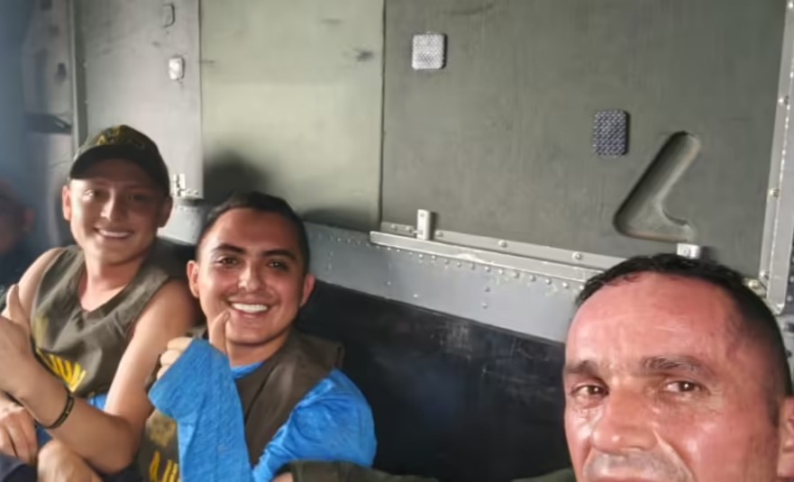 Policía rescató a Miguel Ayala, hijo del cantante Giovanny Ayala, y a su mánager. Foto: Policía 