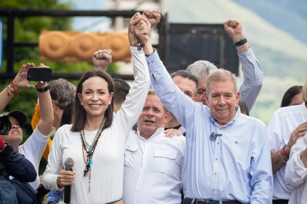 Imagen de archivo de la líder opositora venezolana María Corina Machado y Edmundo González Urrutia EFE/ Ronald Peña