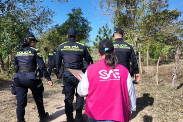 Funcionarios de la SAE hicieron presencia en el predio de alias 'Portafolio'. Foto Sociedad de Activos Especiales