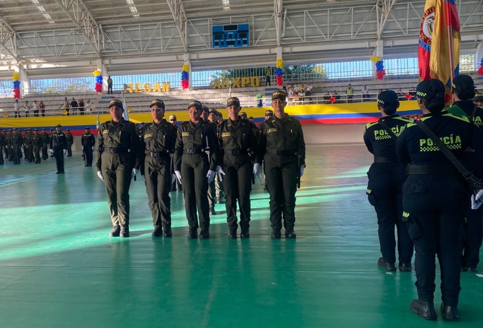 Los nuevos uniformados asumirán su labor de reforzar la seguridad en la ciudad de Santa Marta. Foto derechos reservados EL INFORMADOR
