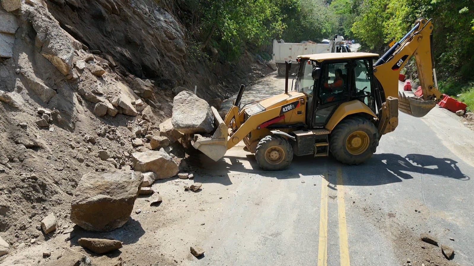 Trabajos adelantados por la Concesión Santa Marta Paraguachón.