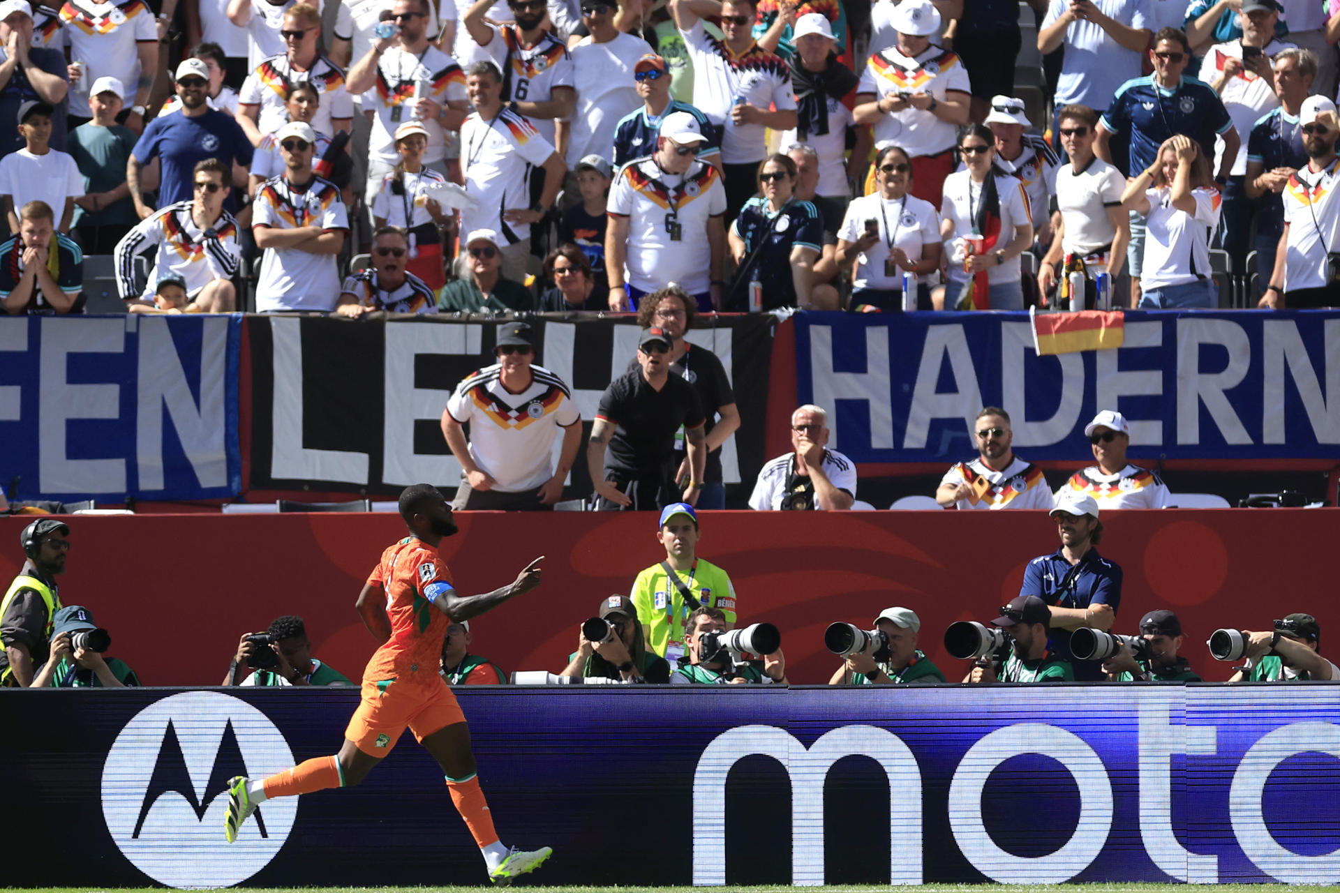 Emmanuel Agbadou de Costa de Marfil celebra un gol este sábado, en un partido del grupo E del Mundial de la FIFA 2026 entre Alemania y Costa de Marfil en el estadio BMO en Toronto (Canadá). EFE/ Bienvenido Velasco