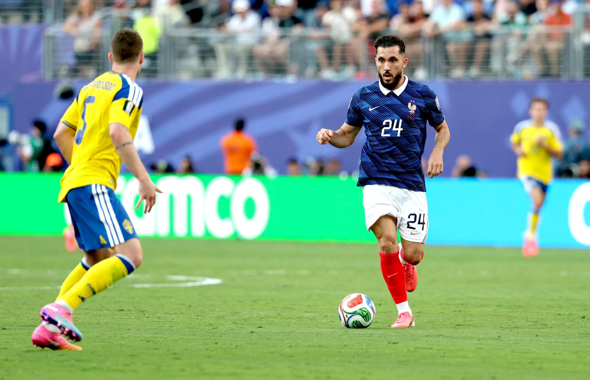 Rayan Cherki de Francia en acción durante el partido de dieciseisavos de final de la Copa Mundial de la FIFA 2026 entre Francia y Suecia, en Nueva Jersey, EE. UU., el 30 de junio de 2026. (Francia, Suecia) EFE/EPA/SARAH YENESEL