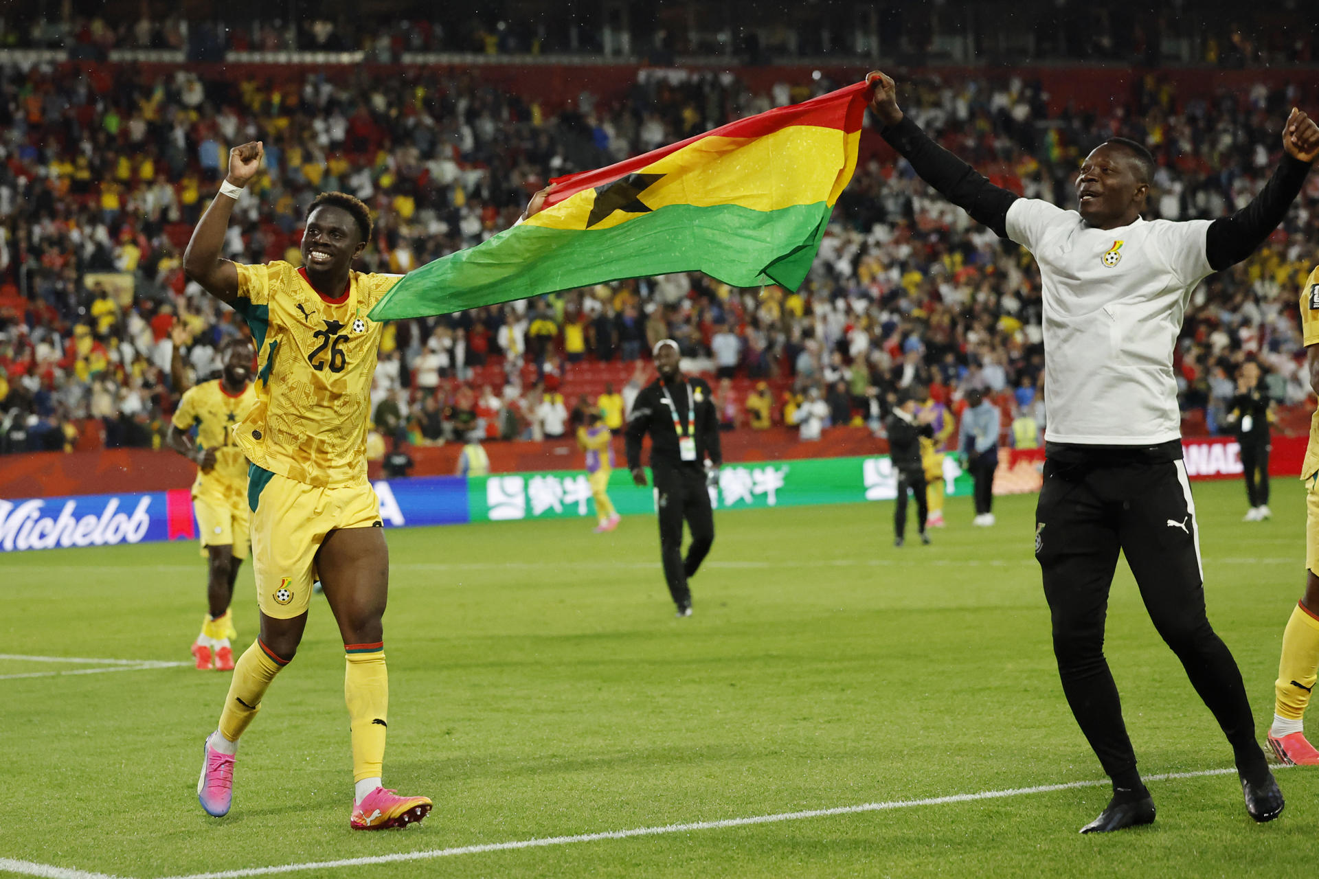 Jugadores de Ghana celebran este miércoles, al finalizar un partido del grupo L del Mundial de la FIFA 2026 entre Ghana y Panamá en el estadio BMO en Toronto (Canadá). EFE/ Bienvenido Velasco