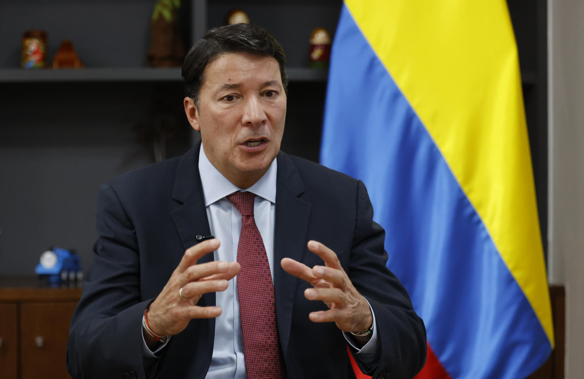 El registrador Nacional del Estado Civil, Hernán Penagos, habla durante una entrevista con EFE este martes, en Bogotá (Colombia). EFE/ Mauricio Dueñas Castañeda