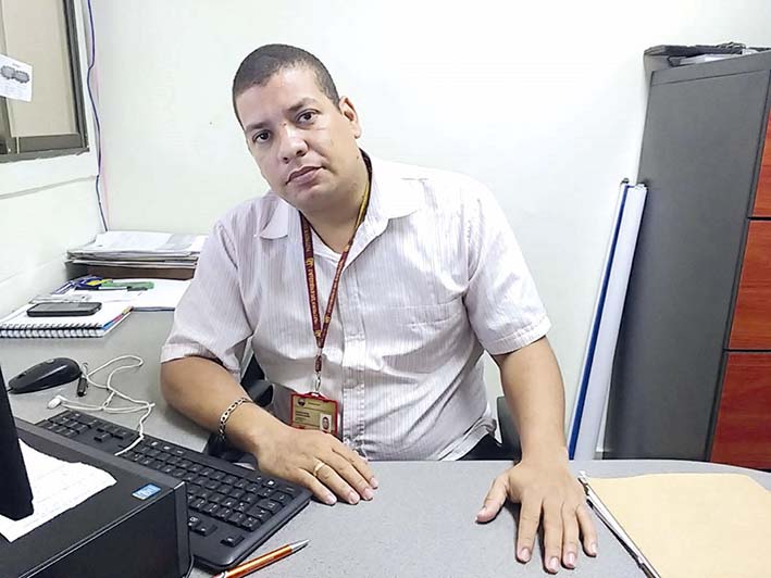 Edgardo Quintero Guerra Psicólogo Orientación Psicológica  Bienestar Universitario Unimagdalena.