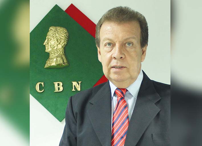 Carlos Quintero Lozano, Rector.