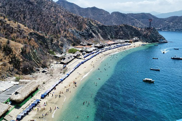 Playa Blanca, su belleza no tiene nada que envidiarle a otros balnearios del mundo.