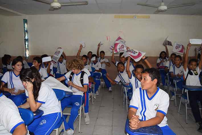 Gran entusiasmo mostraron los alumnos de la IED El Carmen al recibir la invitación a ser parte del VIII Concurso de Ortografía.