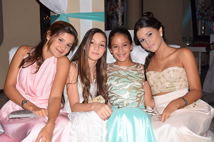 María José Guerrero, Luciana Vives, Alejandra Sánchez y Alejandra Vives.