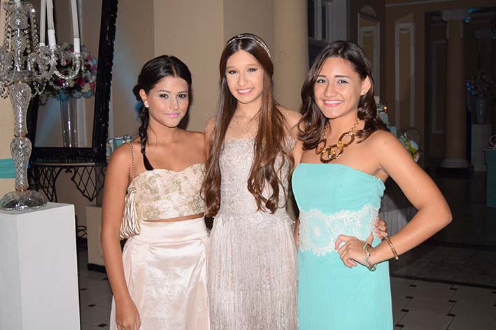Andrea Carolina Estrada, Valentina Fonseca y María José Gutiérrez.