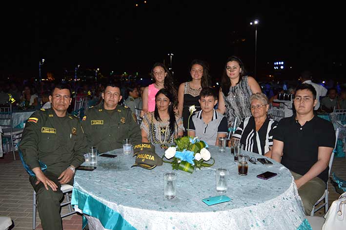 Teniente coronel Esteban Guzmán, teniente coronel Luis Quintero, Sandra Moreno de Quintero, Luis David Quintero, Blanca Soto, Camilo Quintero, Lorena Quintero, Saray Jaramillo y María Paula Rodríguez.