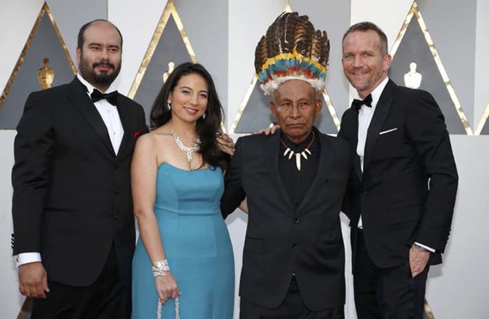 Ciro Guerra, Cristina Gallego, Antonio Bolívar y Brionne Davis en la alfombra roja.