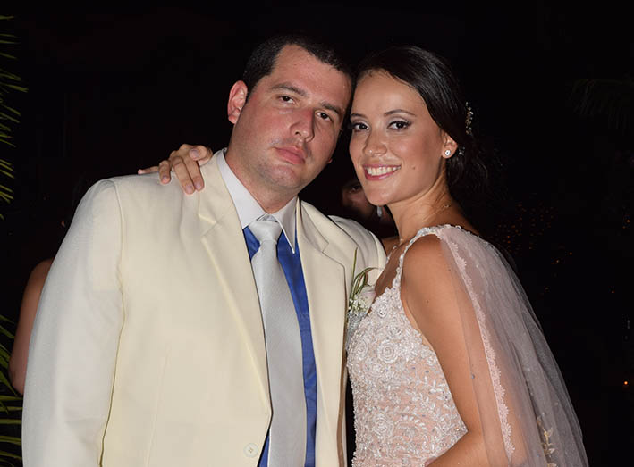 Los recién casados, Daniel Huertas Giraldo y Juliana Vidal España. 