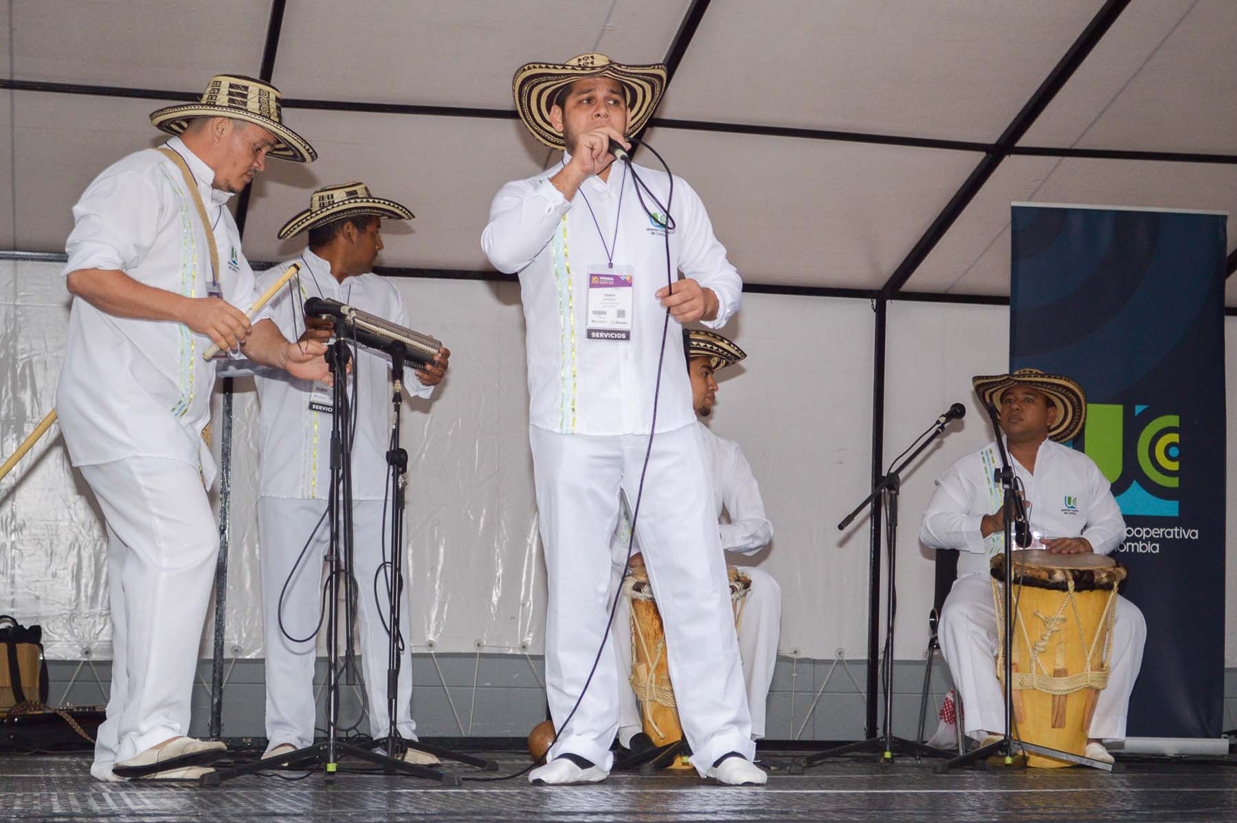 El grupo folclórico de la UCC en su presentación en la Ventana Turística Internacional de Anato - Bogotá, al cual fuimos invitados por la Alcaldía Distrital de Santa Marta.