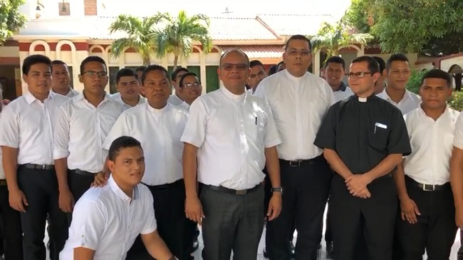 Estos son los futuros sacerdotes que necesitan de tu colaboración. 
