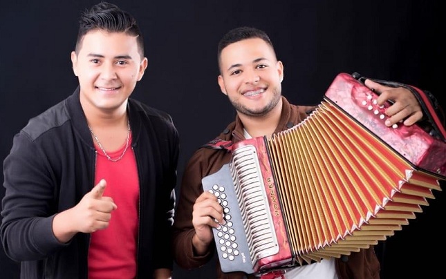Ángel Mugno y Pipe Merlano se consideran un grupo con características que los distinguen, como son las preferencias musicales de cada uno.
