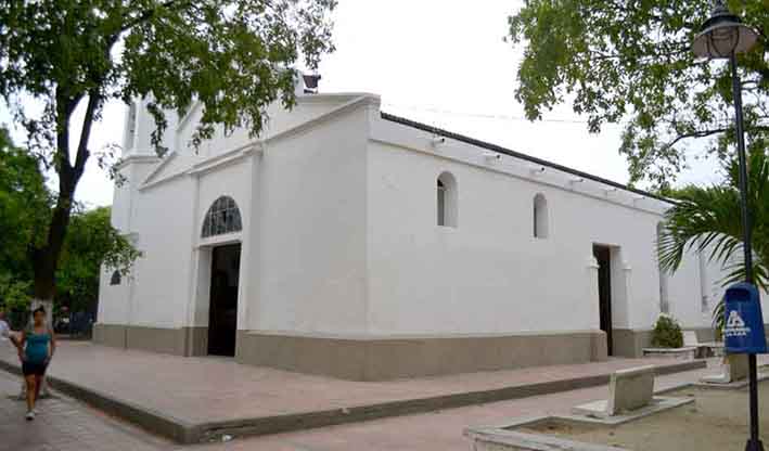 Las principales actividades económicas de Gaira son el comercio y turismo.