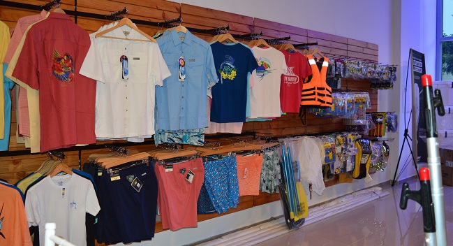 En Todomar, podrán encontrar ropa, motores, botes, etc.