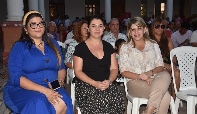 Gina Cantillo; Andrea Guzmán, secretaria de Cultura del Distrito y Virna Johnson, alcaldesa de Santa Marta.