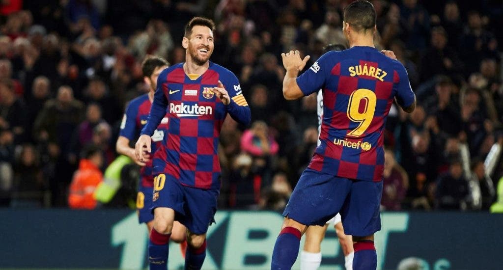 Lionel Messi congenió con Luis Suárez quien valoró mucho su aporte al equipo, y entablaron una amistad que los ha llevado a compartir mate, asados y vacaciones en familia de forma recurrente.