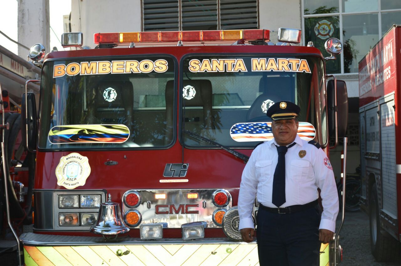 Teniente Freddy Mendivil Mozo, jefe de telemática del Cuerpo de Bomberos Voluntarios de Santa Marta. 