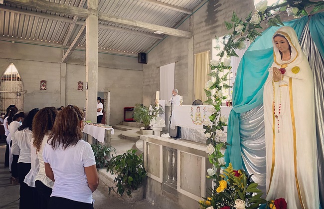 La parroquia María Rosa Mística en Santa Marta celebra el día de su patrona