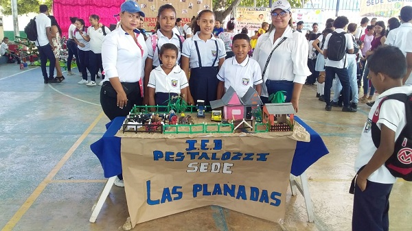 Los niños de la I.E.D. Pestalozzi, Sede Las Planazas presentaron su proyecto de la ‘Huerta Escolar’.