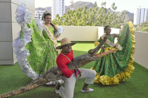 Karoll Henríquez, Isabela Rodríguez y el Caimán Cienaguero.   