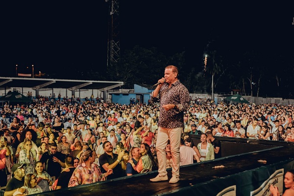 El cantante, Iván Villazón llega a cantarle a barranquilla en este Carnaval 2023.