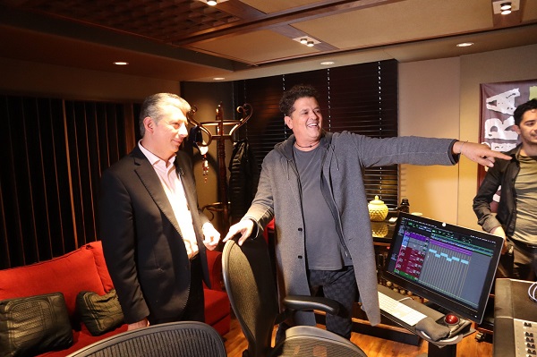  Carlos Vives se refirió a su proyecto de musicalización de las obras de Rafael Pombo, reconocido poeta colombiano.