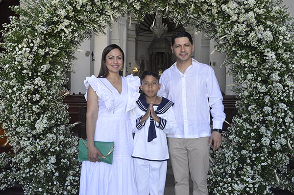 Juan Diego Baleta con sus papas Fabián Baleta y Lina Velilla.