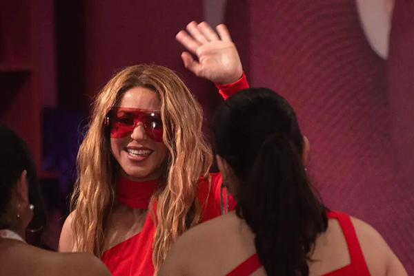 Shakira mandó asimismo un mensaje de agradecimiento a todos sus seguidores, resaltando que son su “mayor suerte”.