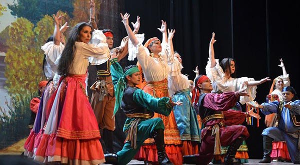 El teatro se llenará de magia y encanto, ya que el elenco incluirá solistas de España, Cuba y Colombia.